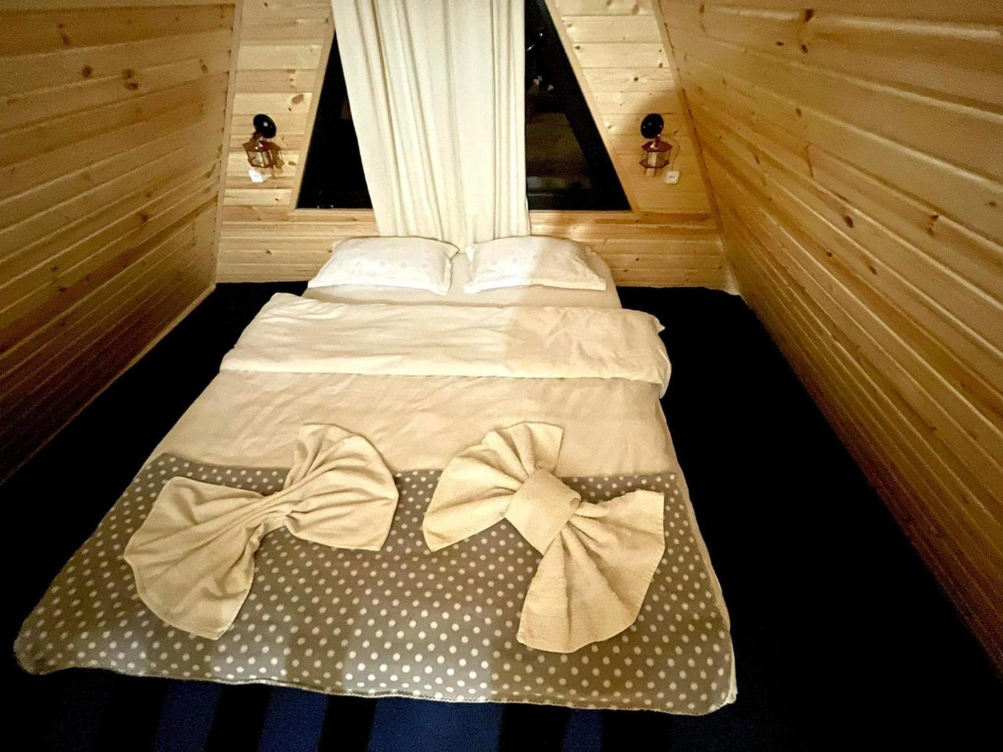 Ska Cottage Kazbegi Exterior photo